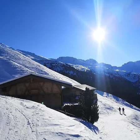 Karwendelblick - Ein Idyllischer Wohlfuehlort Apartman *