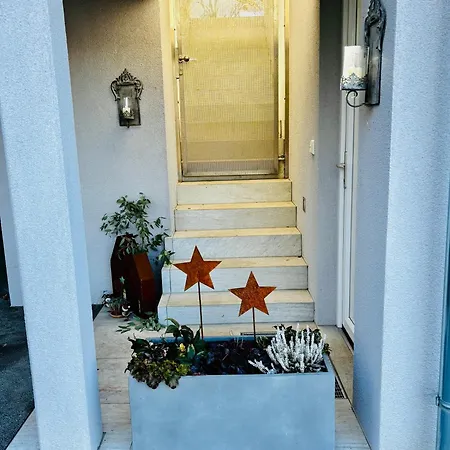 Appartement Karwendelblick - Ein Idyllischer Wohlfuehlort *