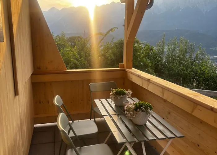 Karwendelblick - Ein Idyllischer Wohlfuehlort Appartement